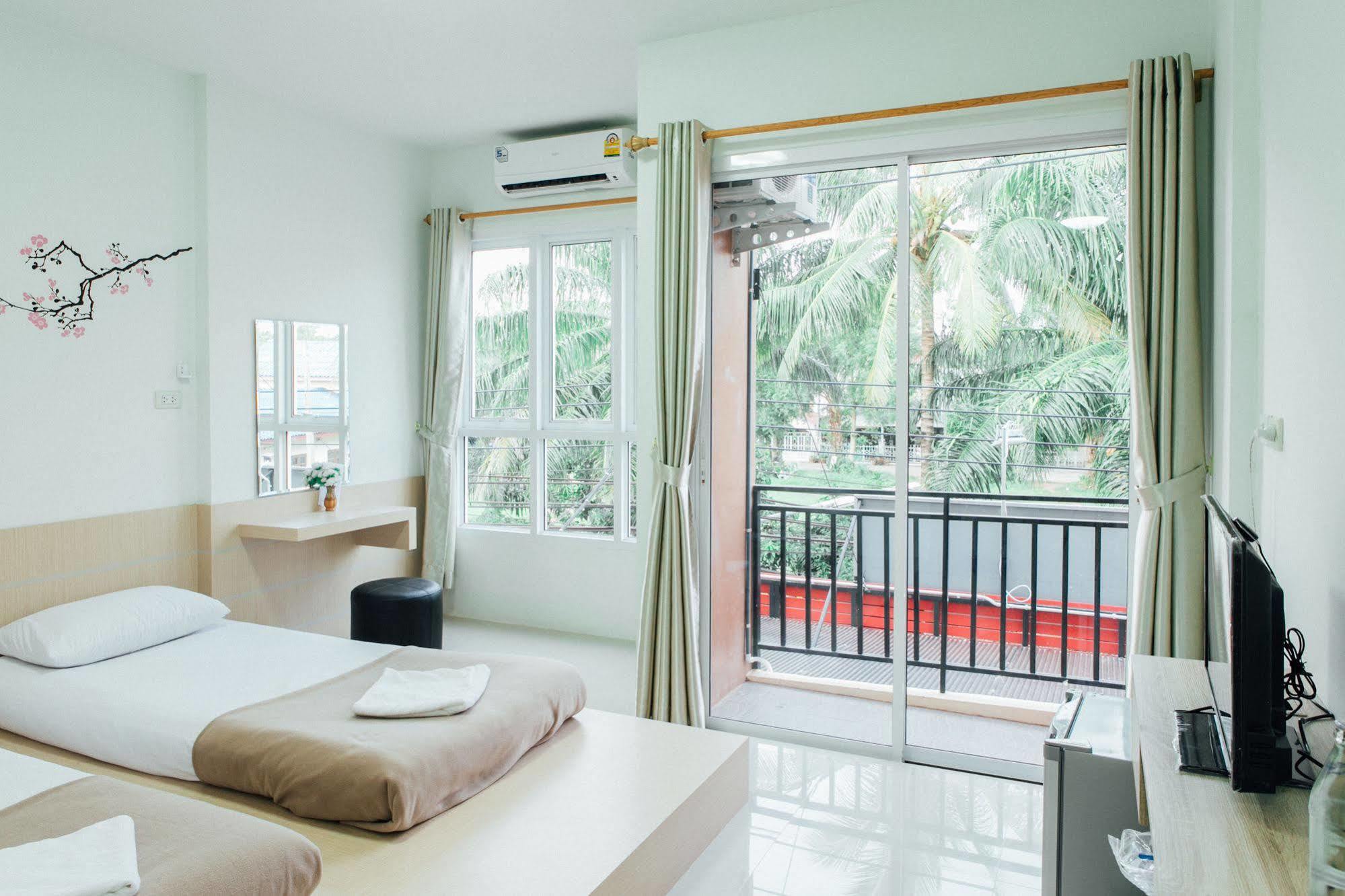 Cheaper Room Сураттхани Экстерьер фото